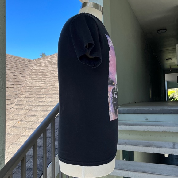 Black Juice World Graphic T Shirt Size S Purple Photo Image Rapper Hip Hop Music - Picture 2 of 7